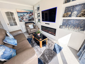 Photo 11- click for photo gallery